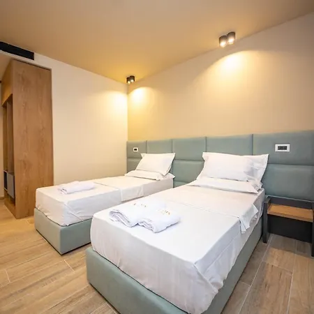 Hotel Aldis 4*